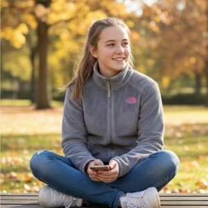 North Face Girls Jacket Osito Fleece Gray Pink Fuzzy Winter Size L 14/16 Yrs